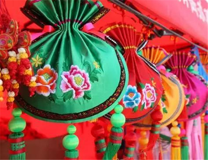 端午佳節(jié)傳統(tǒng)習(xí)俗你還記得多少？我們這代可不能丟了老規(guī)矩